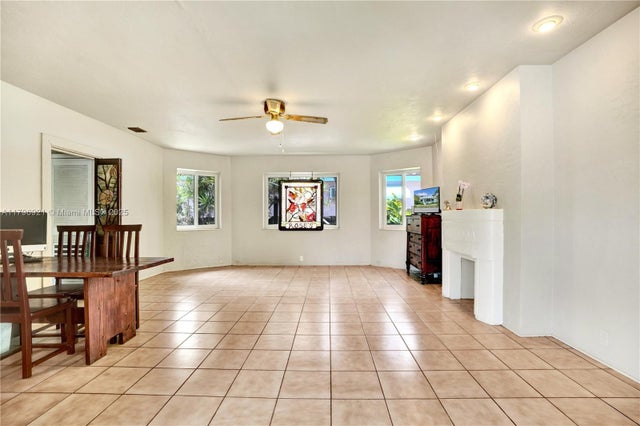 5 of 24 - 326 S 14th Ave, Hollywood, FL