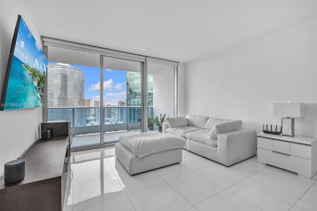 2 of 26 - 200 Biscayne Boulevard Way 4012, Miami, FL