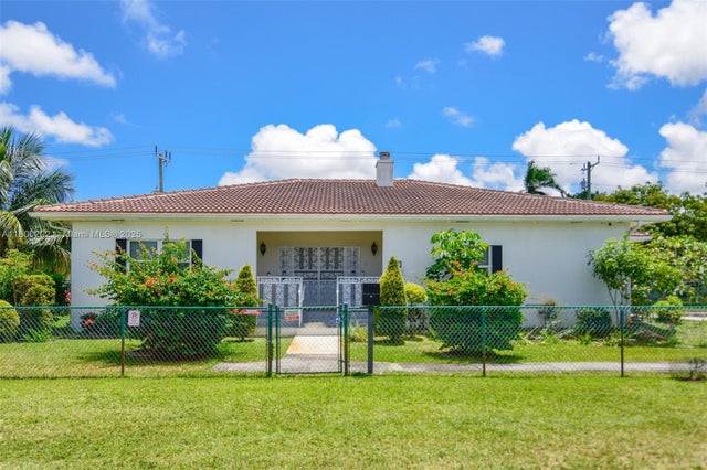 1 of 46 - 611 Sw 8th St, Hallandale Beach, FL
