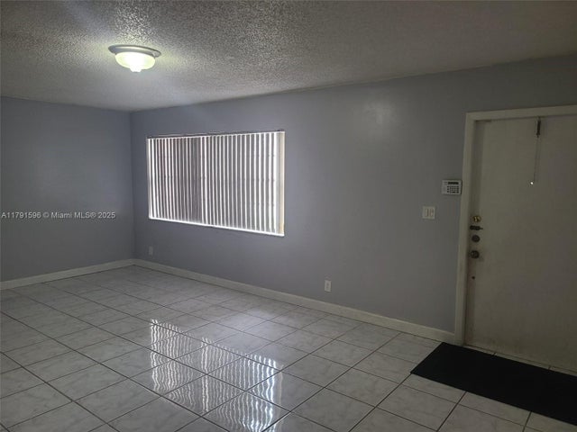 3 of 18 - 29 Seville Cir 4-49, Davie, FL