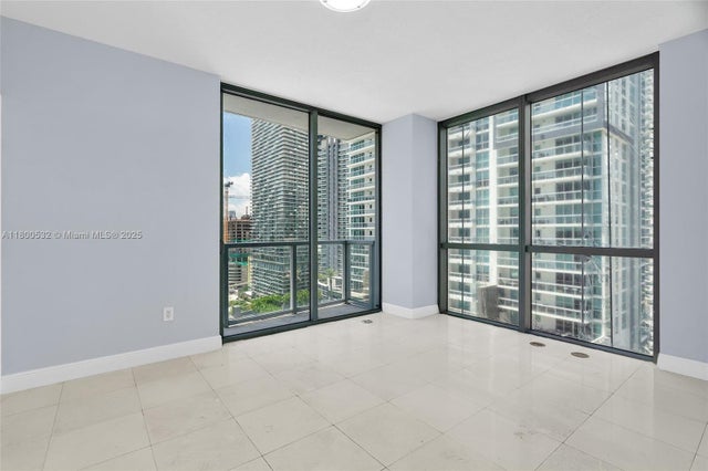 2 of 43 - 1060 Brickell Ave 1811, Miami, FL