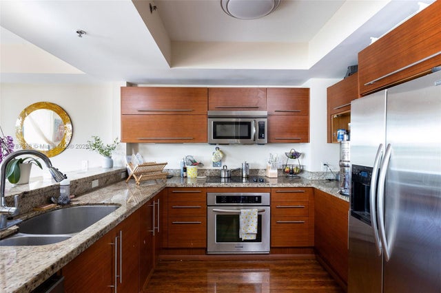 3 of 27 - 2681 N Flamingo Rd Th4s, Sunrise, FL