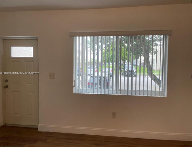 4 of 12 - 307 Nw 84th St 307, Miami, FL