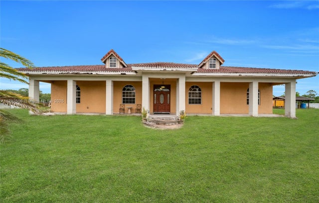 2 of 61 - 687 Montura Ave, Clewiston, FL