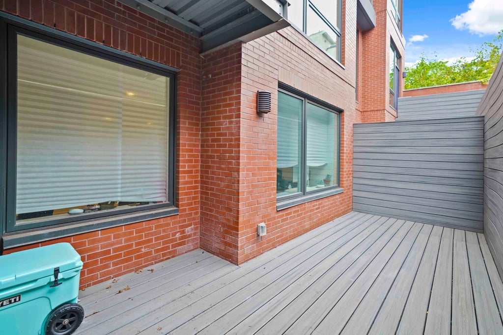 19 of 33 - 695 6th Avenue 1j, New York City, NY
