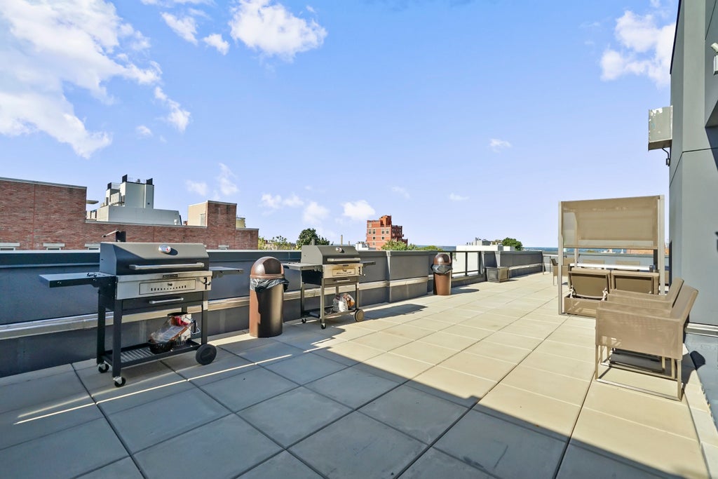24 of 33 - 695 6th Avenue 1j, New York City, NY