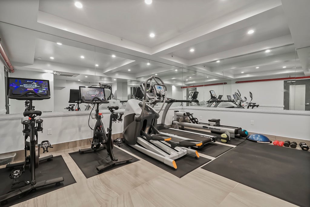 25 of 33 - 695 6th Avenue 1j, New York City, NY