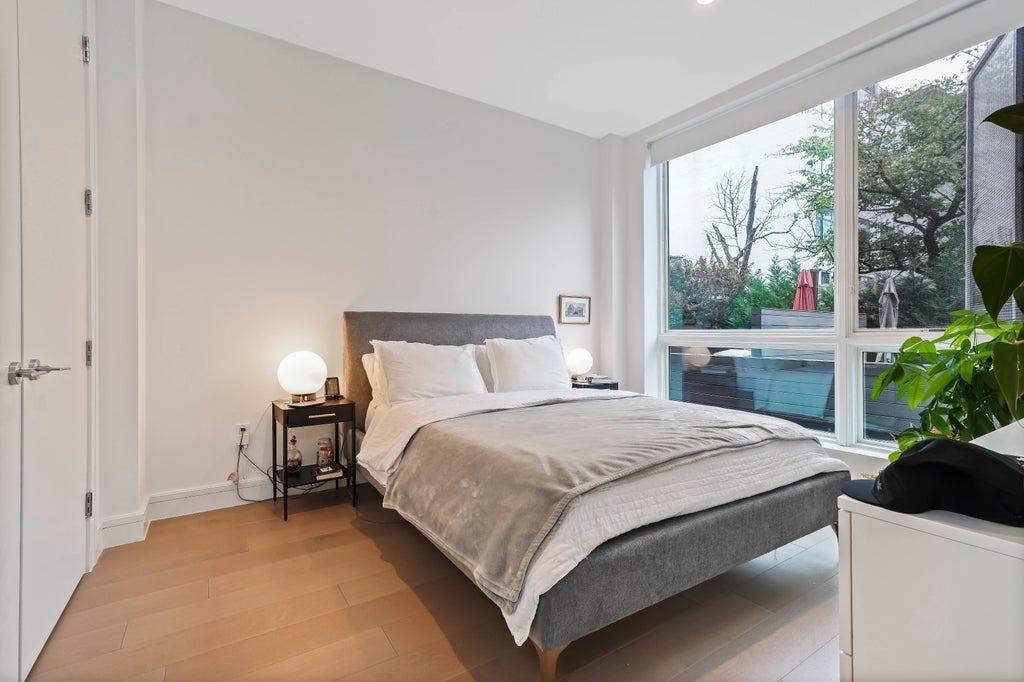 7 of 33 - 695 6th Avenue 1j, New York City, NY