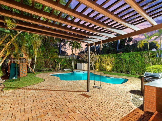 5 of 61 - 1125 Asturia Ave, Coral Gables, FL