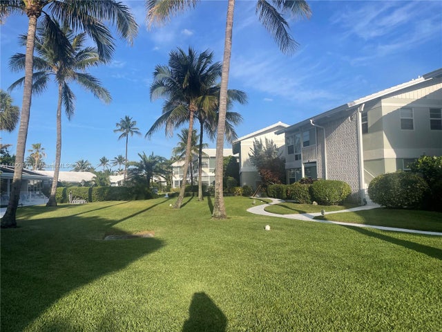 4 of 13 - 320 S Ocean Blvd Un, Delray Beach, FL