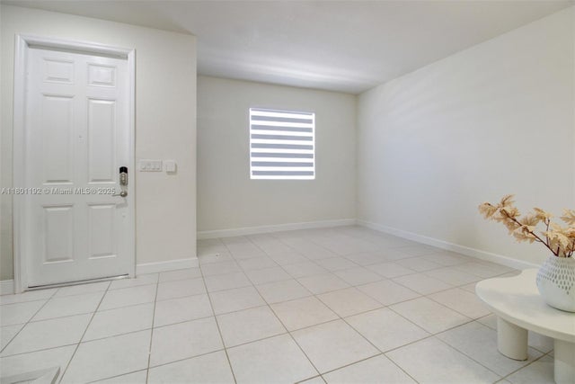 3 of 24 - 11390 W 34th Way, Hialeah, FL