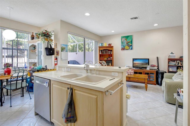 2 of 53 - 1562 Nw 157th Ave, Pembroke Pines, FL