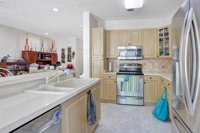 3 of 53 - 1562 Nw 157th Ave, Pembroke Pines, FL