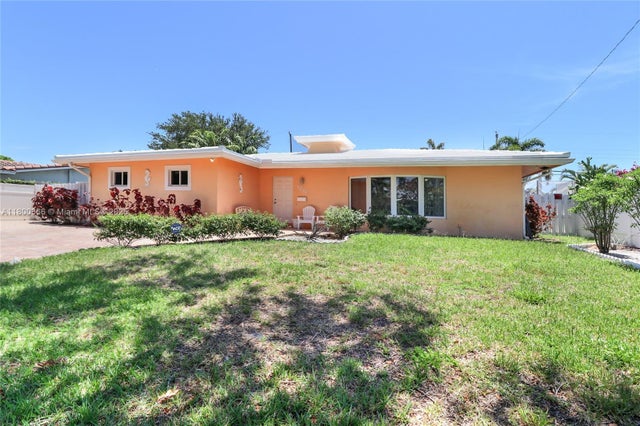 2 of 39 - 5284 Ne 18th Terrace, Fort Lauderdale, FL