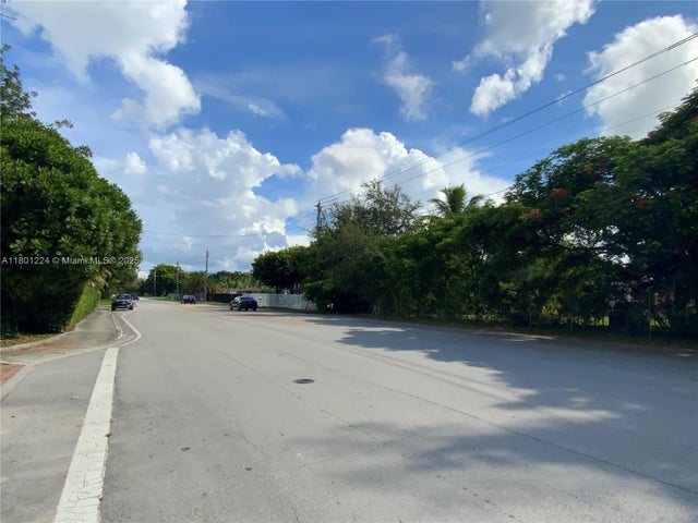 1 of 17 - 7901 Sw 72nd Ave, Miami, FL