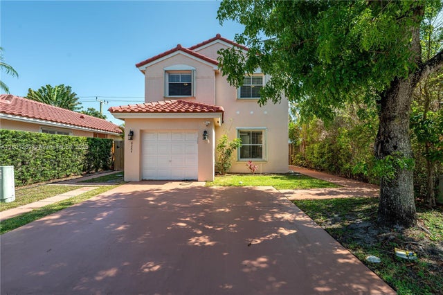1 of 29 - 6284 Duval Dr, Margate, FL