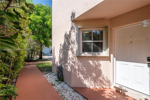 2 of 29 - 6284 Duval Dr, Margate, FL