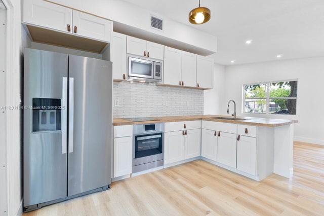 5 of 17 - 75 Nw 125th St, North Miami, FL