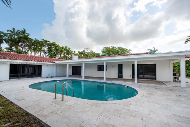 4 of 8 - 2800 Palmer Dr, Hollywood, FL