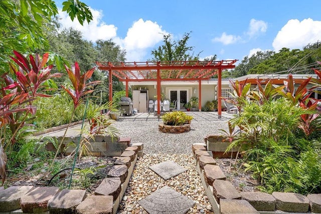 5 of 39 - 6551 Sw 126th St, Pinecrest, FL