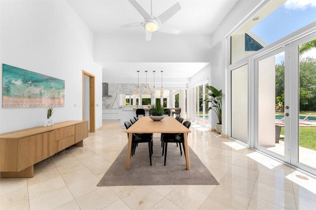 4 of 54 - 9500 Sw 60th Ct, Pinecrest, FL