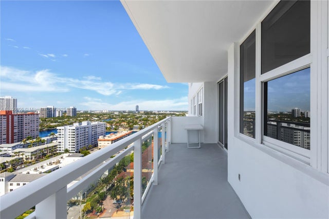 4 of 33 - 2030 S Ocean Dr 1708, Hallandale Beach, FL
