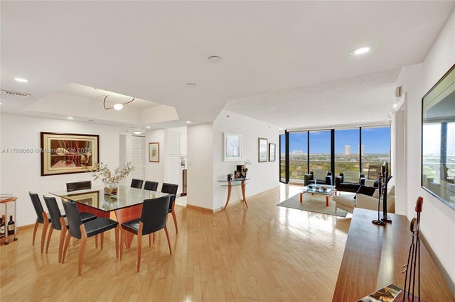 3 of 50 - 3598 Yacht Club Dr 1101, Aventura, FL