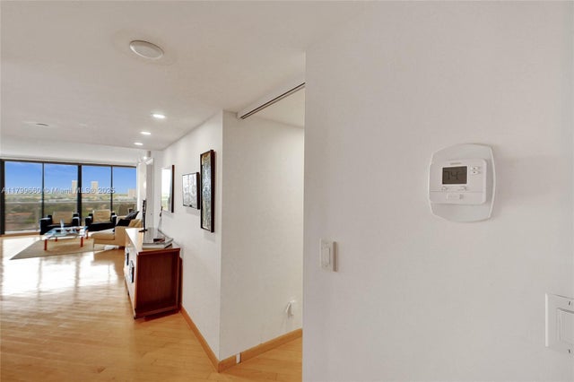 5 of 50 - 3598 Yacht Club Dr 1101, Aventura, FL