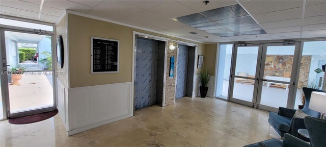2 of 48 - 3040 Lake Shore Dr Ph2, Riviera Beach, FL