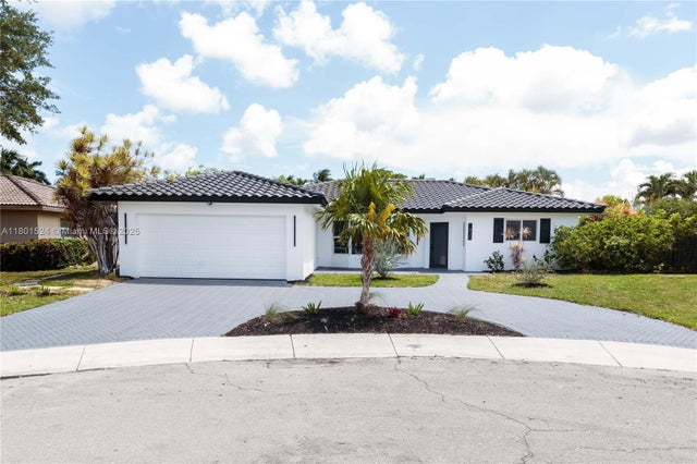 3 of 48 - 1830 Ne 65th Ct, Fort Lauderdale, FL