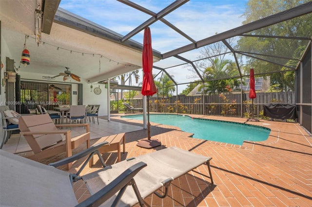 3 of 35 - 735 Sw 158th Ter, Sunrise, FL