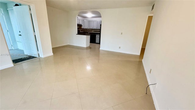4 of 14 - 3664 Alder Dr B1, West Palm Beach, FL