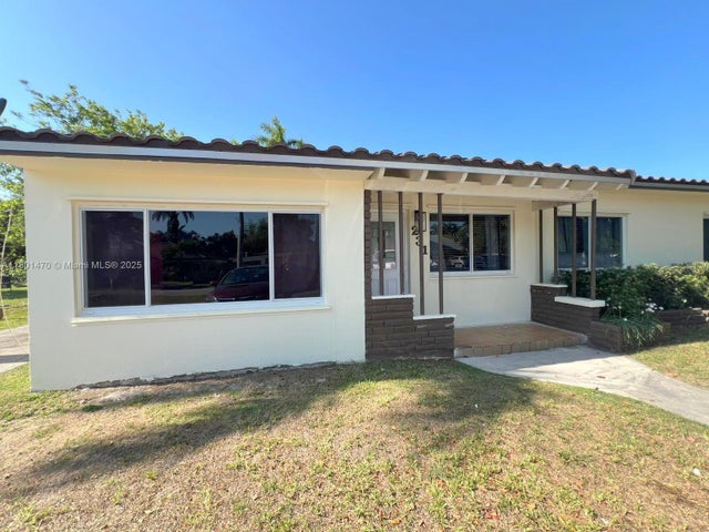 2 of 25 - 231 Nw 14th St, Homestead, FL