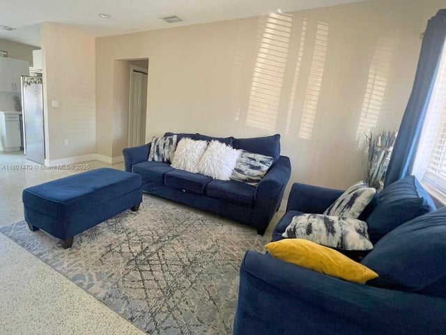 5 of 25 - 231 Nw 14th St, Homestead, FL
