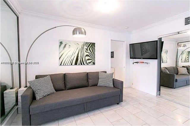 2 of 11 - 928 Jefferson Ave 1, Miami Beach, FL