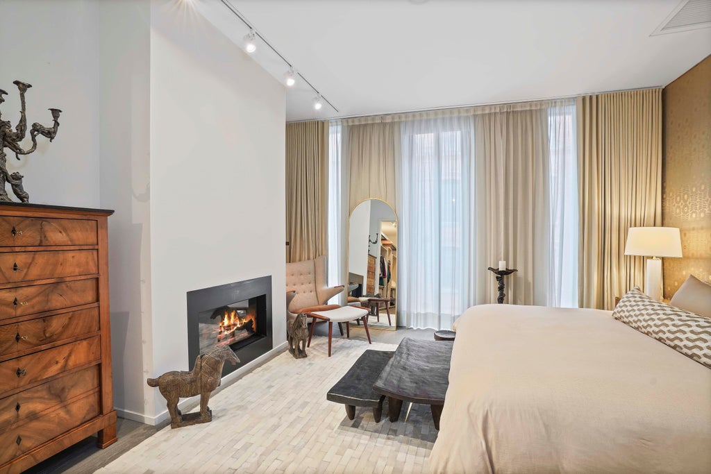 12 of 38 - 175 Water Street, New York City, NY