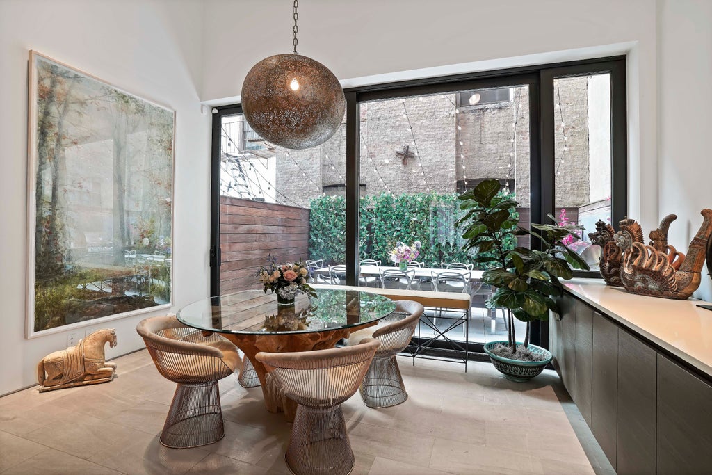 3 of 38 - 175 Water Street, New York City, NY