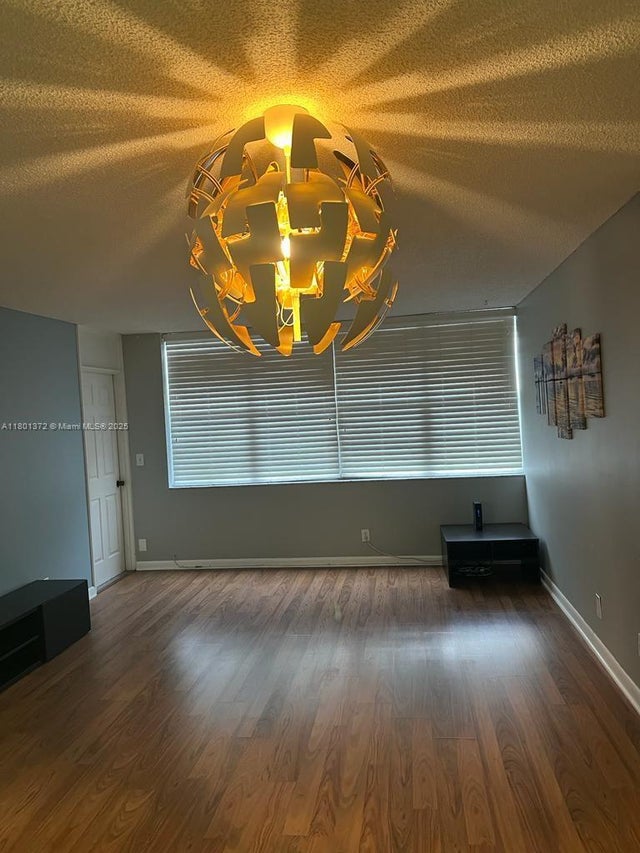 1 of 14 - 2751 Taft St 302, Hollywood, FL
