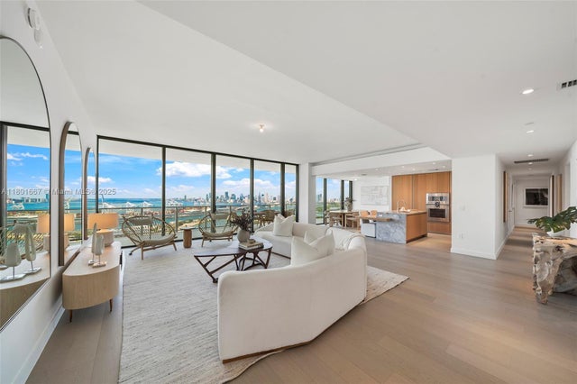 1 of 33 - 500 Alton Rd 3602, Miami Beach, FL