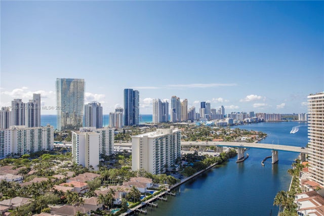 3 of 26 - 19667 Turnberry Way 27-k, Aventura, FL