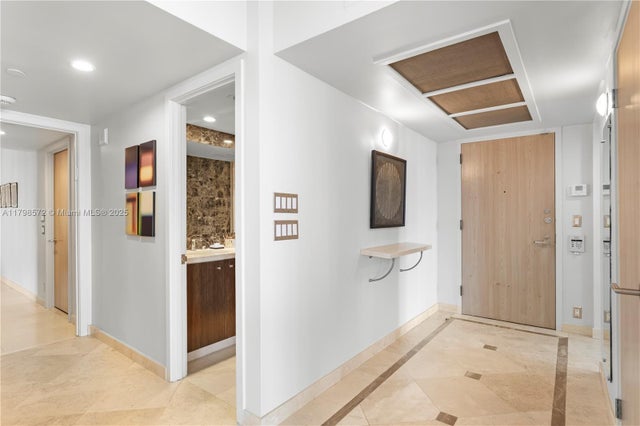 5 of 26 - 19667 Turnberry Way 27-k, Aventura, FL