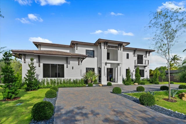 3 of 76 - 12940 Sw 82nd Pl, Pinecrest, FL