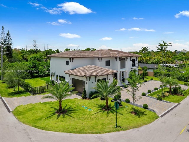 5 of 76 - 12940 Sw 82nd Pl, Pinecrest, FL