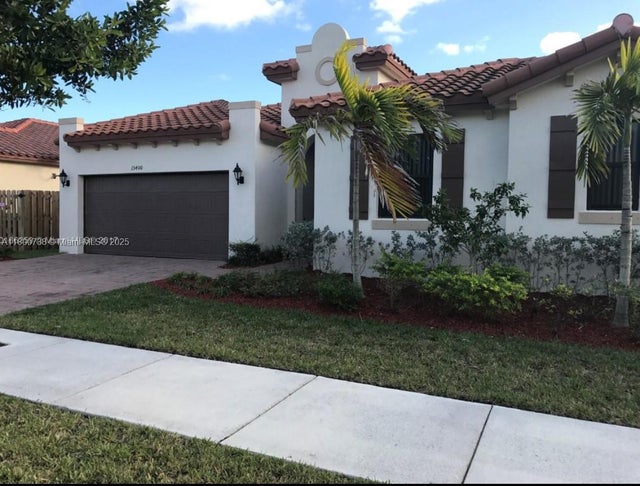 2 of 17 - 15400 Sw 176 Ln, Miami, FL