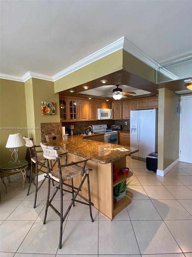 3 of 24 - 3180 S Ocean Dr 403, Hallandale Beach, FL