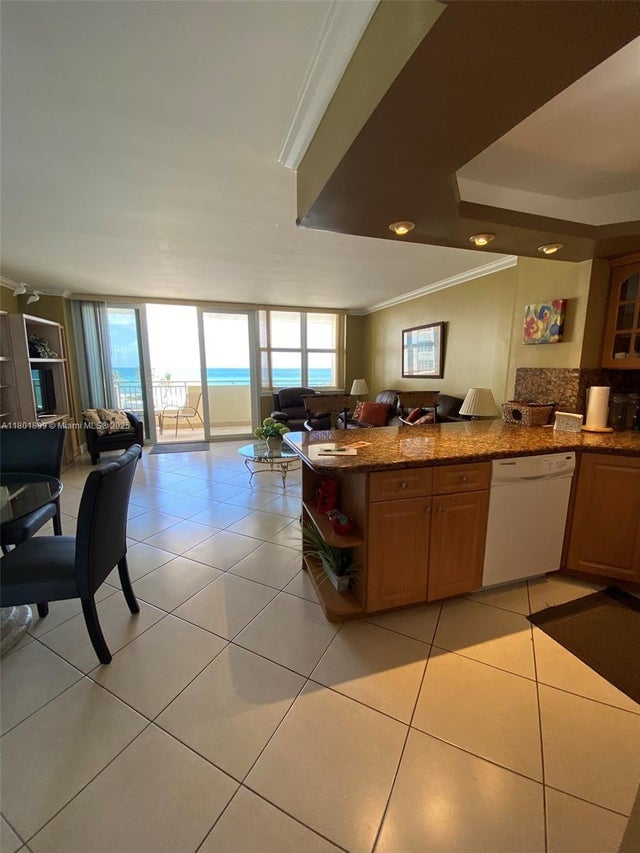5 of 24 - 3180 S Ocean Dr 403, Hallandale Beach, FL