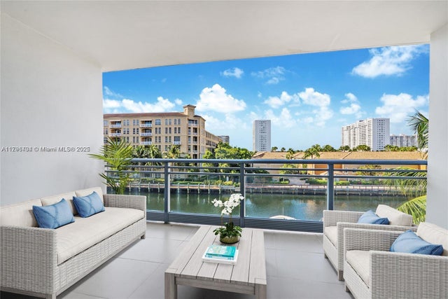5 of 23 - 2950 Ne 188th St 441, Aventura, FL
