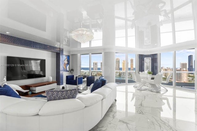 4 of 39 - 2600 Island Blvd 2603, Aventura, FL
