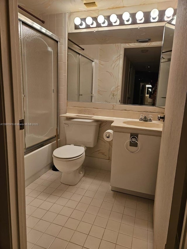5 of 13 - 4940 E Sabal Palm Blvd 312, Tamarac, FL