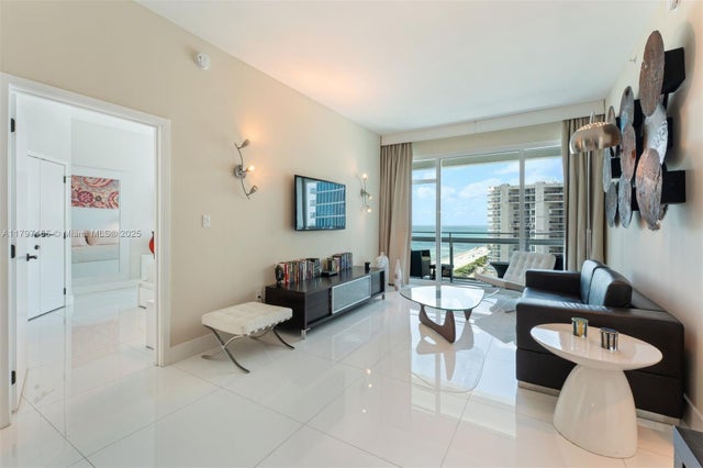 3 of 21 - 6801 Collins Ave Ph10, Miami Beach, FL